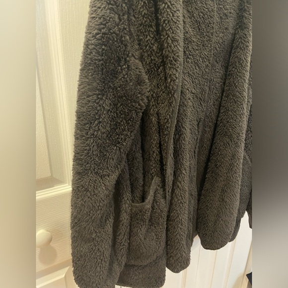 grey super soft teddy cardigan - Picture 2 of 9